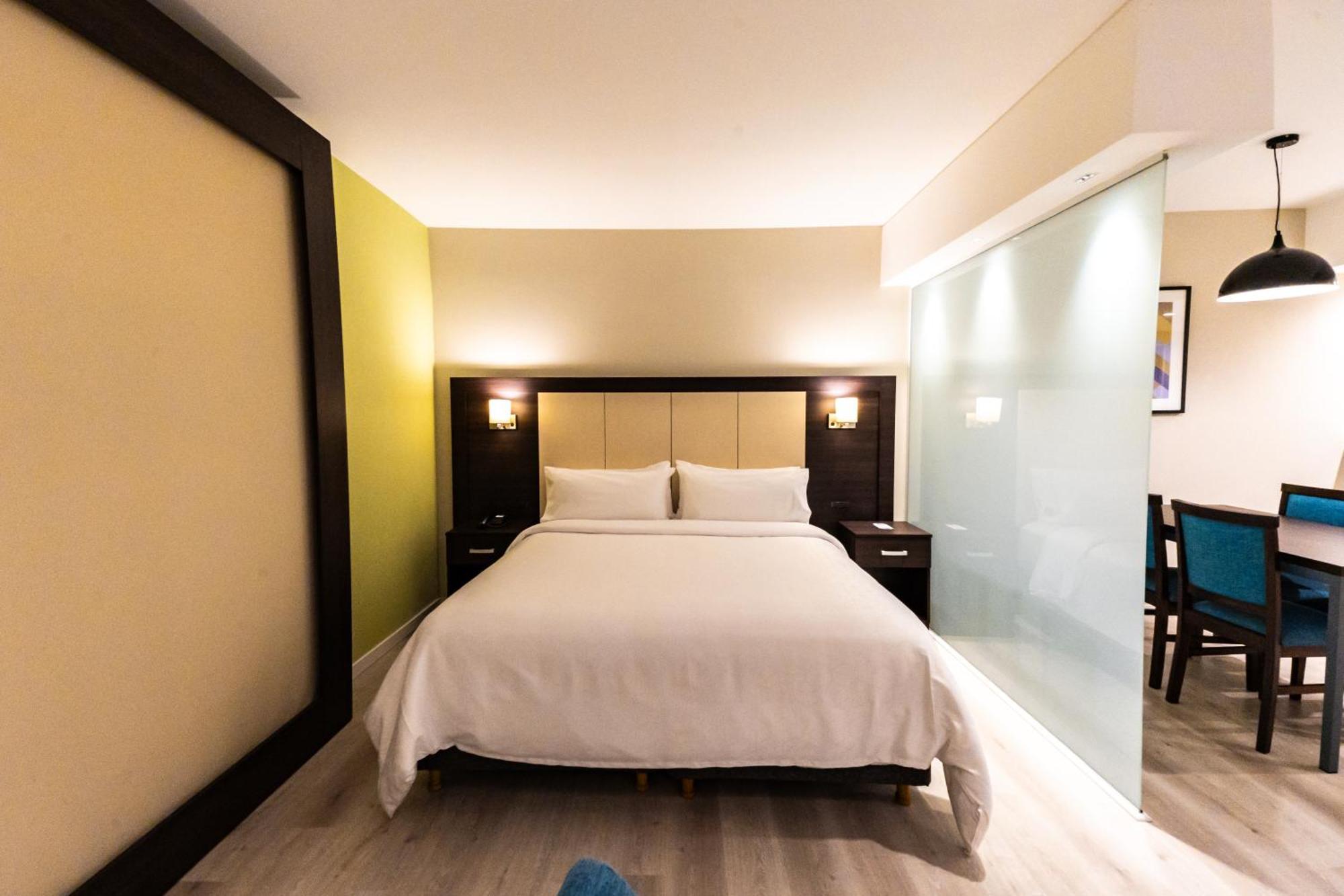 Holiday Inn Express Rosario By Ihg Extérieur photo